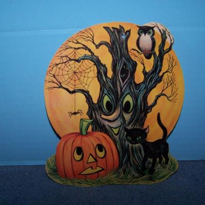 LOT 49 GREAT HALLOWEEN PAPER DECOR--GARLAND/BANNER CAT/SCARECROW/WITCH/SKELETON plus