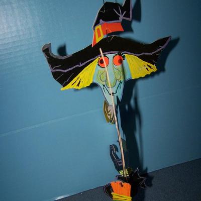 LOT 51 GREAT HALLOWEEN PAPER DECOR