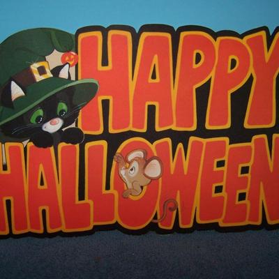 LOT 51 GREAT HALLOWEEN PAPER DECOR