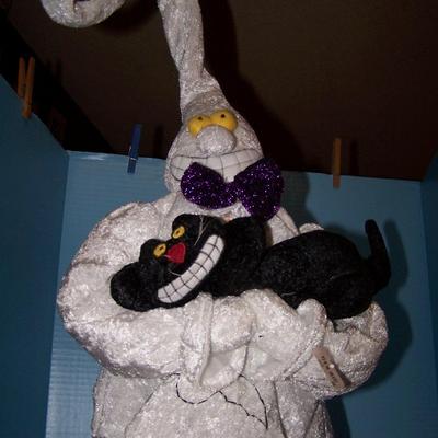 LOT 55 UNUSAL HALLOWEEN TALL GHOST with BEST FIEND