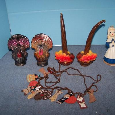 LOT 59 GREAT VINTAGE GURLEY THANKSGIVING CANDLES plus WOODEN NECKLACE