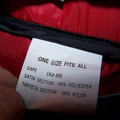 LOT 61 VAMPIRE CAPE