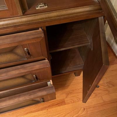 Vintage Bassett Furniture Hutch