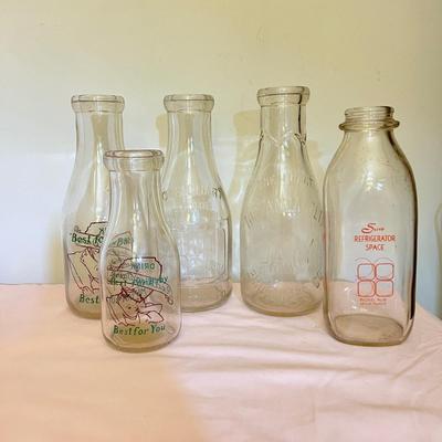 Lot of 5 Vintage Milk Bottles - Annapolis, Reading PA
