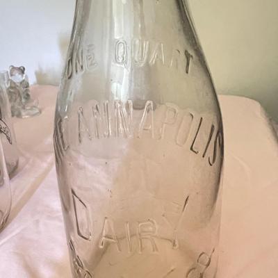Lot of 5 Vintage Milk Bottles - Annapolis, Reading PA