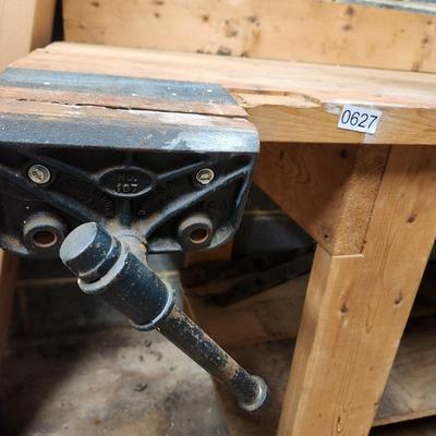 Solid Wood Work Bench w vise 72x29x35