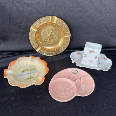 Lot 160 Ashtray lot