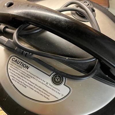 XL pressure cooker-w/ cover