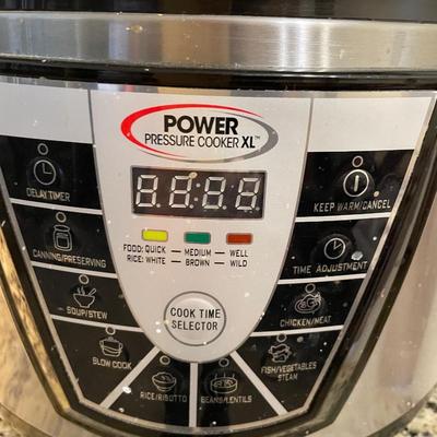 XL pressure cooker-w/ cover