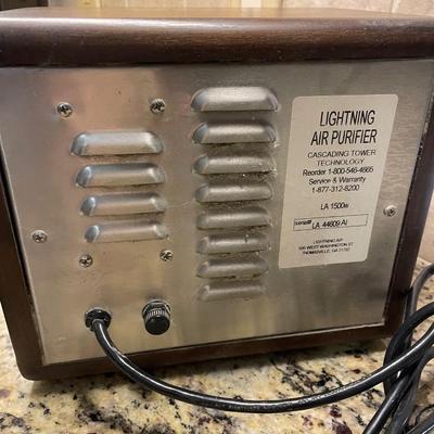 Lightning air purifier