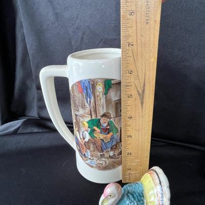 Lot 164 Antique assortment