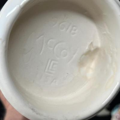 Lot 164 Antique assortment