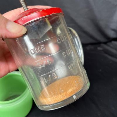 Lot 165 Vintage Kitchen items