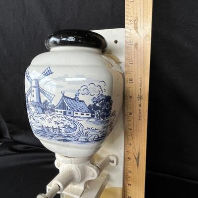 Lot 167 Coffee grinder