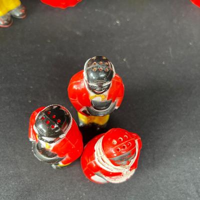 Lot 178 Aunt Jemima Shakers