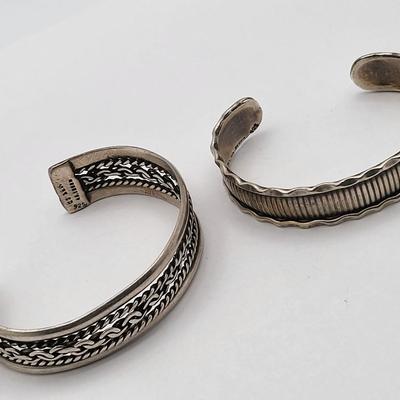 Two Sterling Cuff Bracelets 43.3gr