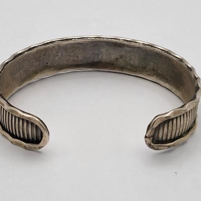 Two Sterling Cuff Bracelets 43.3gr