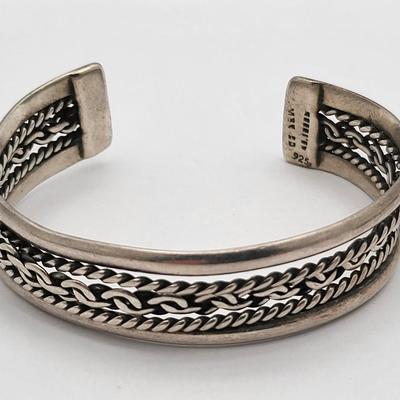 Two Sterling Cuff Bracelets 43.3gr