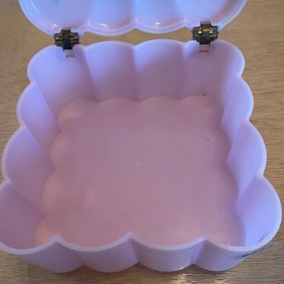 Pink vanity box
