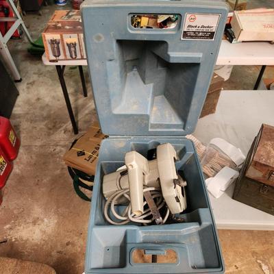 Vintage Black & Decker Circular Saw with case 7301