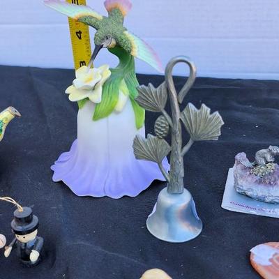 Miscellaneous home decorative lot