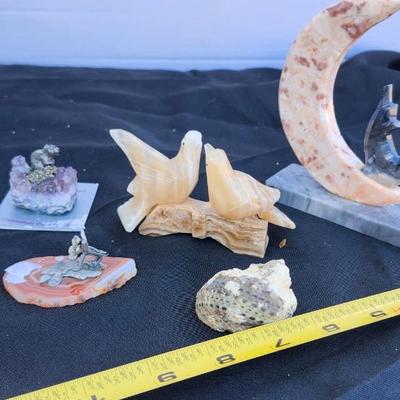 Miscellaneous home decorative lot
