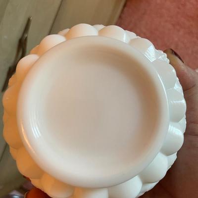 Westmoreland grapes candy dish