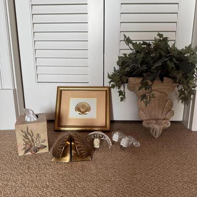 1050 Shell Decor Lot , Bookends, Framed Shell, Tissue Cover, Night lights