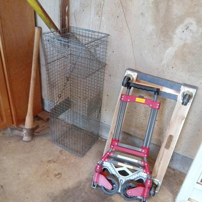 Trap, Hand tool, 2 dollys, saw horses