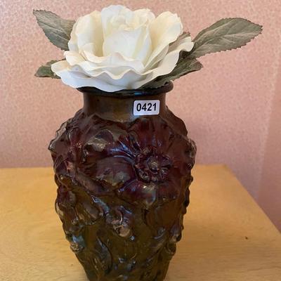 Vase & flower