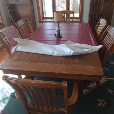 Kitchen Table and six chairs