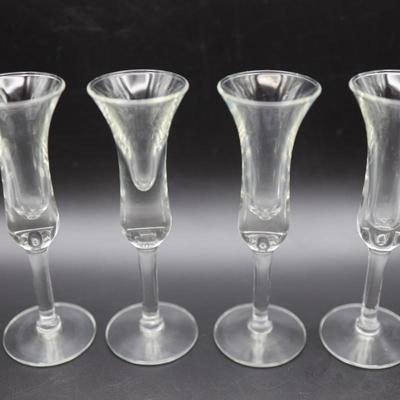 Set Of 4 Vintage Clear Glass 6" Aperitif Glasses