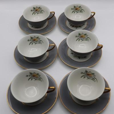 Princess China "Golden Peony" (12) Piece Set