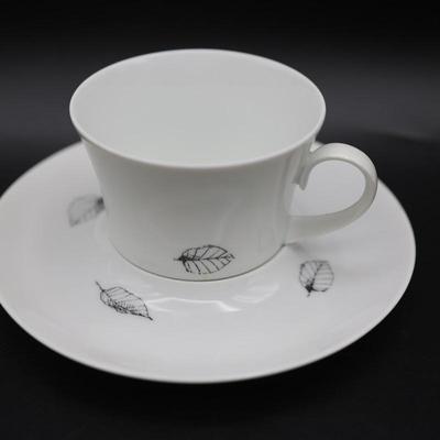 España Rosa Pattern Porcelain by Bidasoa Spain - Tea Service