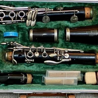 Vintage Boosey & Hawkes Clarinet With Case And Accessories