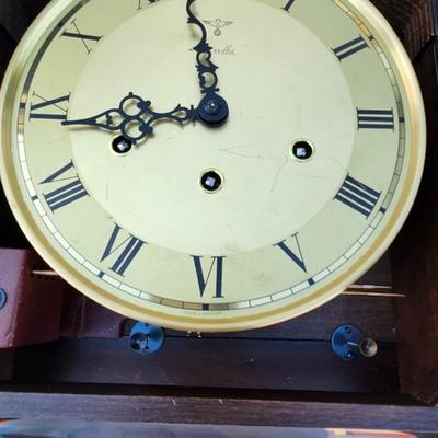 Mauthe made in Germany Clock and vase