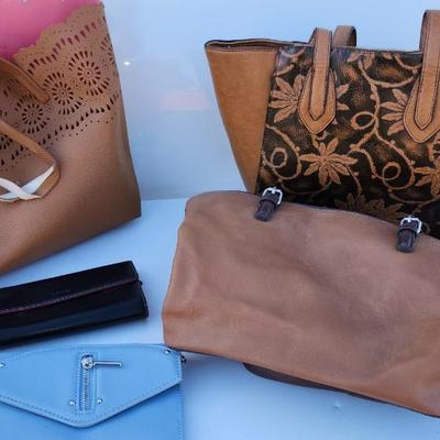 Purse lot including leather bags