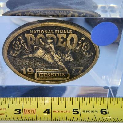 Decor lot, including Tin Toy Nursery Rhymes Gropper Coin