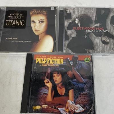 Lot #8 lot of 3 Music CDs