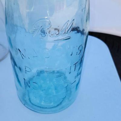 Glass lot, including ball mason jar and beer glasses