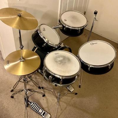 Verve 7 Piece Drum Set