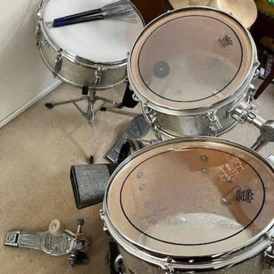 Slingerland 10 Piece Drum Set