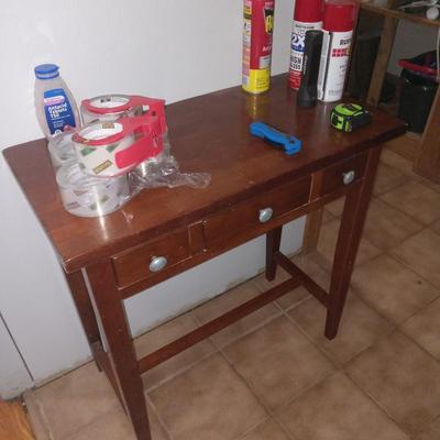 Side table & floor lamp