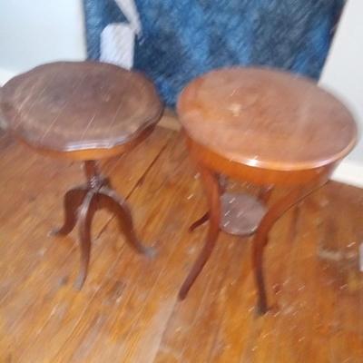 2 side tables