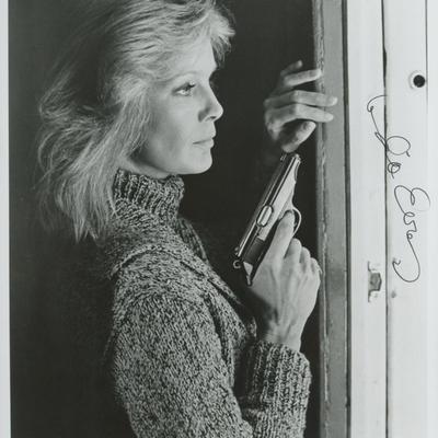 Linda Evans signed photo