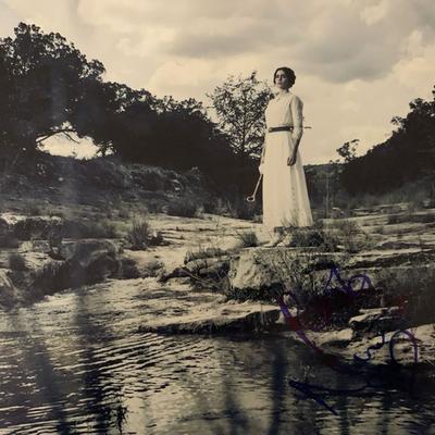 Paola Núñez Rivas signed photo