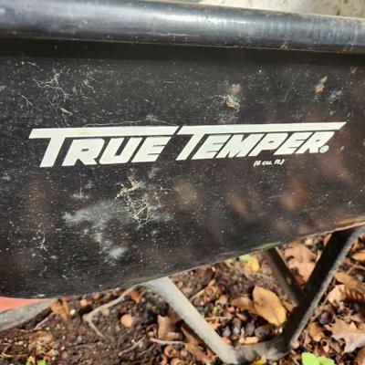 True Temper 6 cu. feet Wheelbarrow