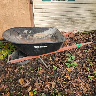 True Temper 6 cu. feet Wheelbarrow
