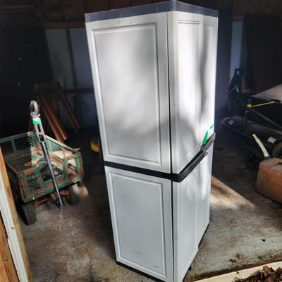 Storage Cabinet Heavy Plastic 25Lx18Dx60H 3 shelves
