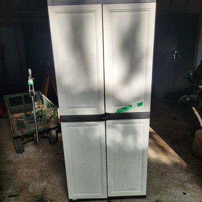 Storage Cabinet Heavy Plastic 25Lx18Dx60H 3 shelves